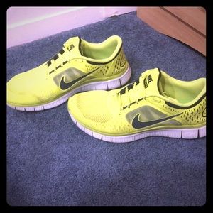 Neon Nike free runs